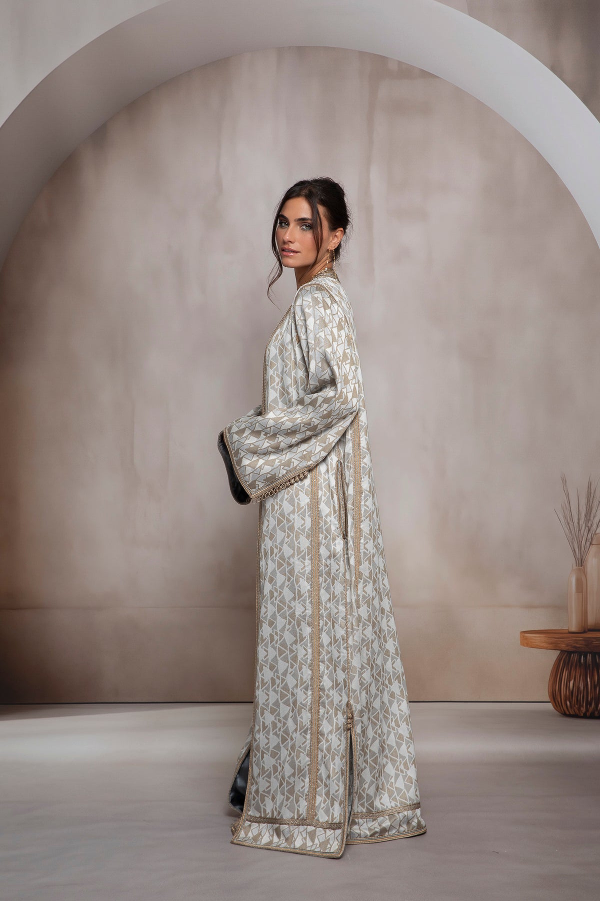 Line 1 Kaftan Set