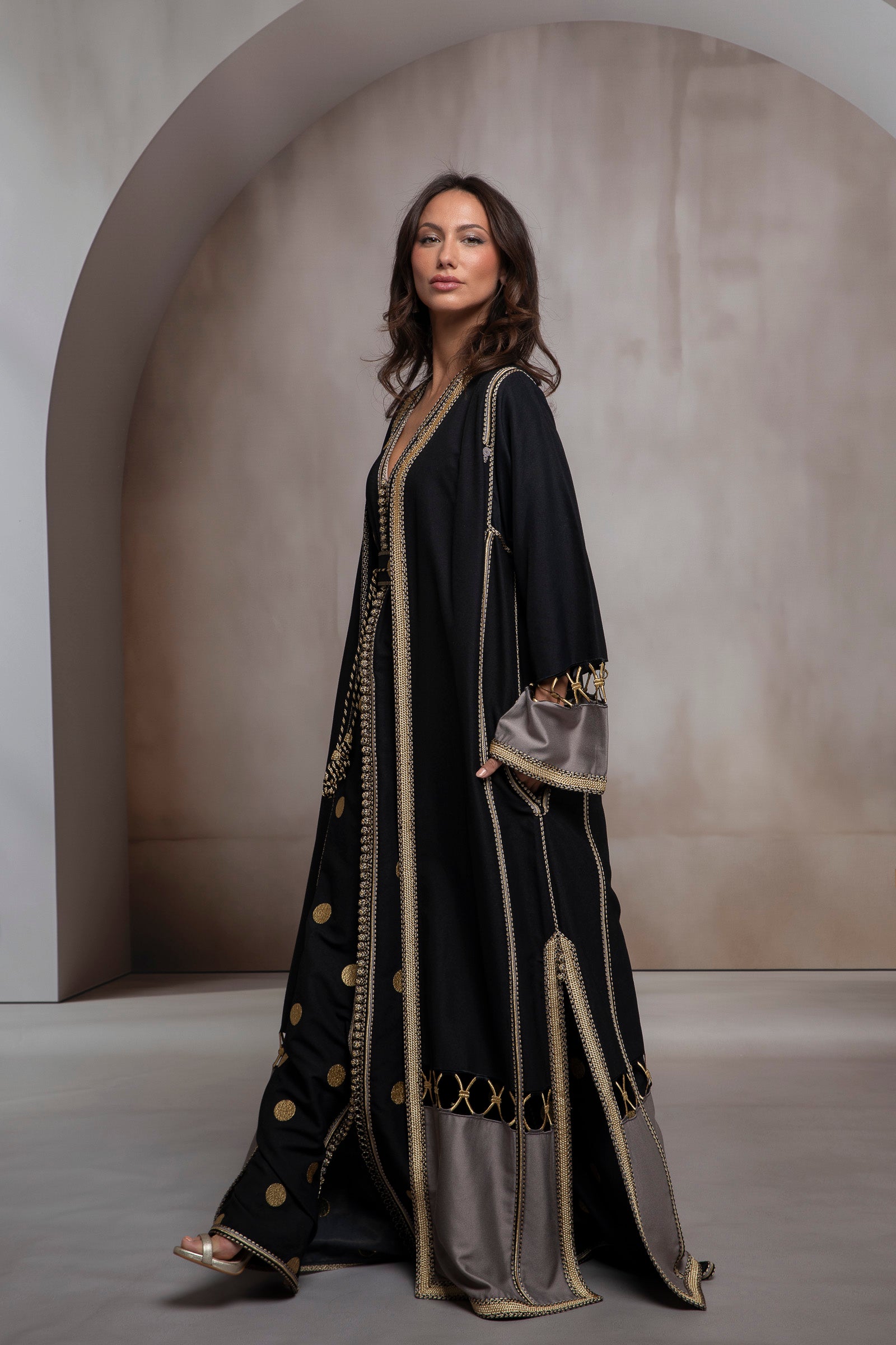 Circle 2 Kaftan Set