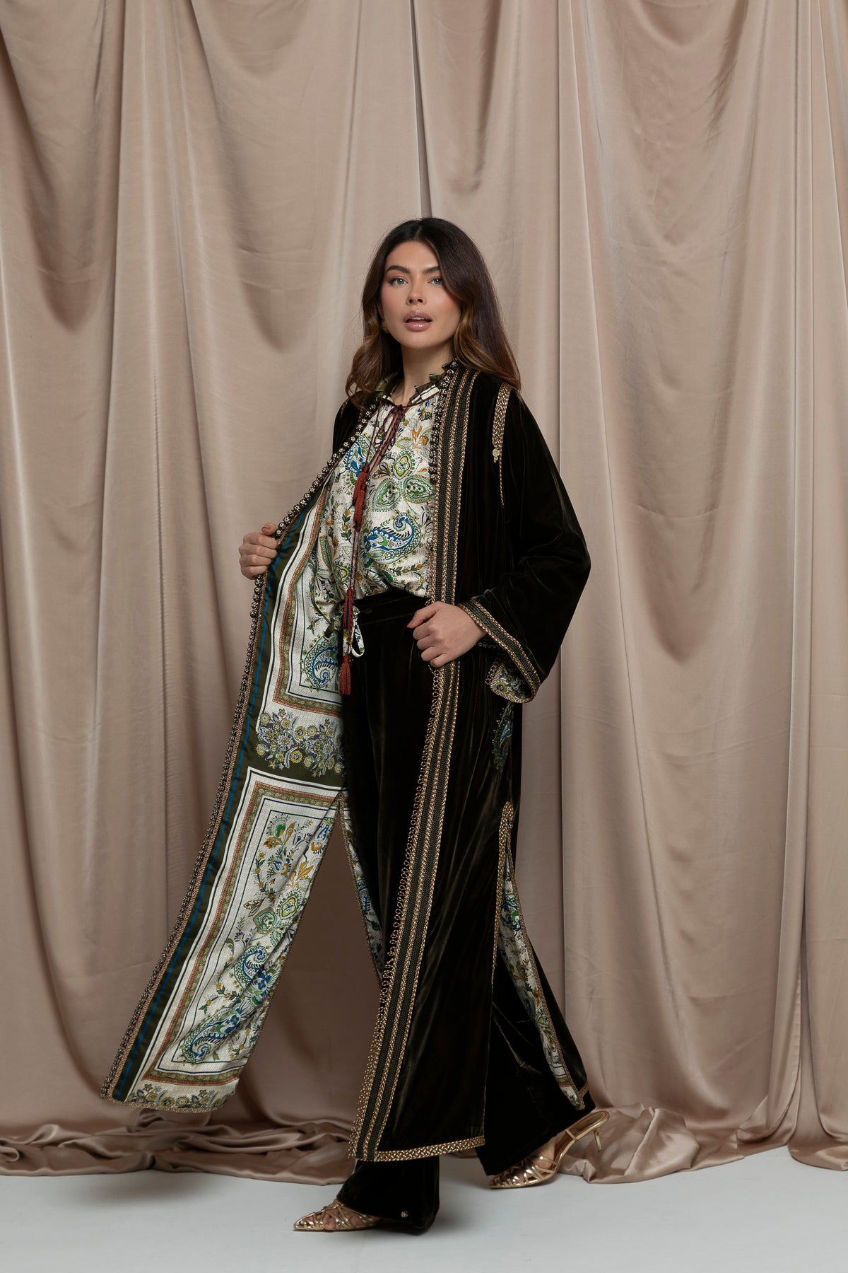 Elunara Kaftan Set